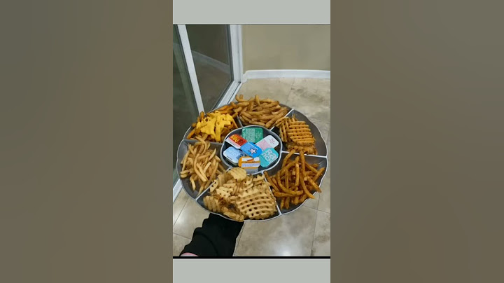 وضع انواع البطاطا المقلية في الصحن🍟😋 للسهرات😎😍#shorts#السعودية#party#العراق#مصر#entertainment