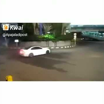 Indonesian Police Chase Drifter | Nge Drift DiKejar Polisi