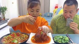 不给他做饭第44天，让你看看就不错了，还想吃#eating show#eating challenge#husband and wife eating food#eating#mukbang