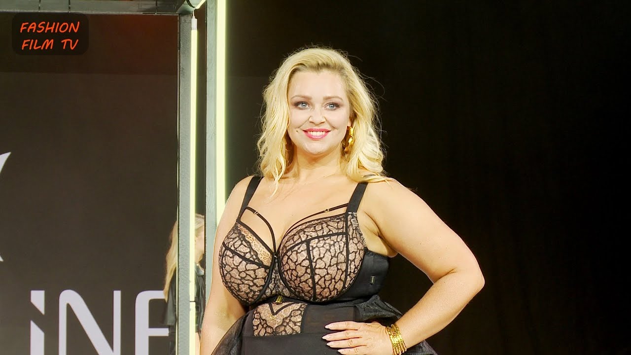 lingerie sexy film Ann Summers 2 Pack Sexy Lace Plunge Bras in Black