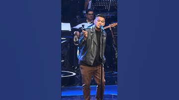 Azlan & The Typewriter - Jangan Khianati Aku || Konsert Suara 34  #Konsert #AzlanTheTypewriter