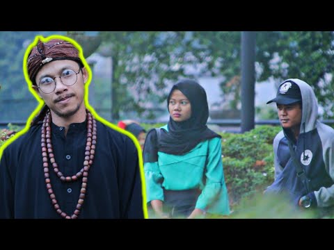 prank-dukun,-gangguin-orang-pacaran,-sampe-takut-ngakak