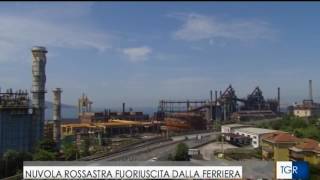 Video thumbnail of "Trieste, nuvola rossastra fuoriuscita dalla Ferriera - TGR FVG 02/12/2016 (h19:30)"