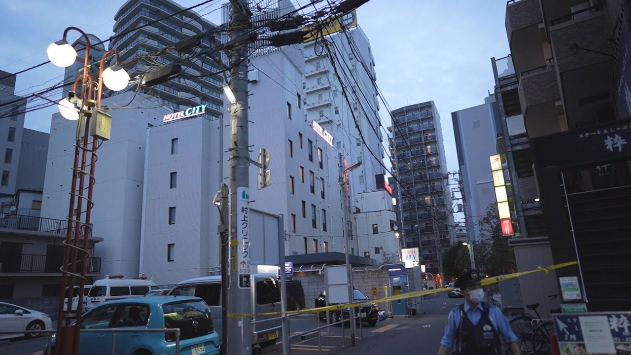 ホテルで刺され男女死傷 男が逃走 東京 立川 Youtube