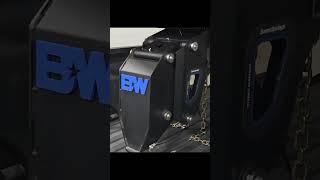 B&amp;W's new fifth wheel to gooseneck replacement equipped with #sumosprings @BWTrailerHitches