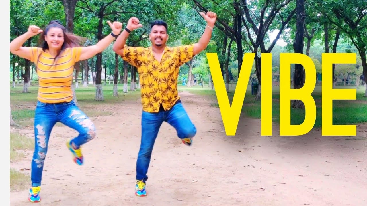 VIBE and I Diljit Dosanjh I Bhangra  Ripanpreet sidhu I Deep Birla l couple Bhangra l Latest Bhangra