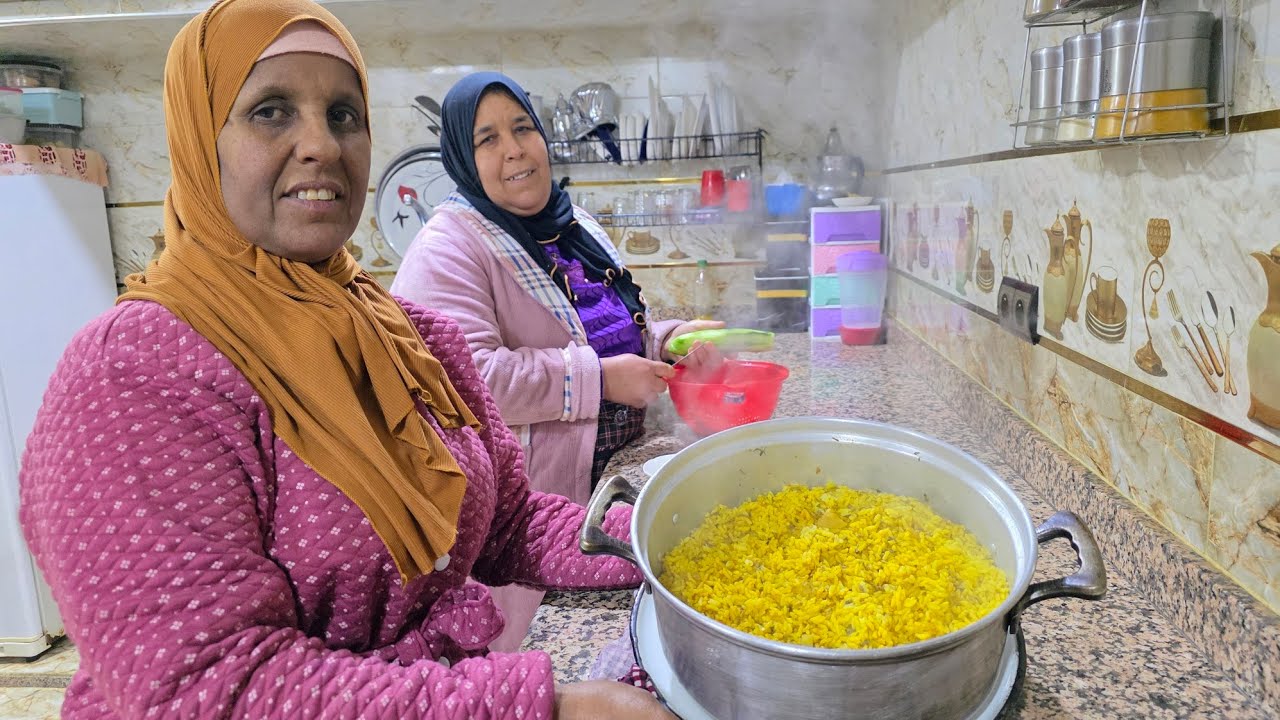 خديجة فرحانة بختها جات عندها🤗هادي هي شهيوة المفضلة😋لهلا يخطي الحباب😍