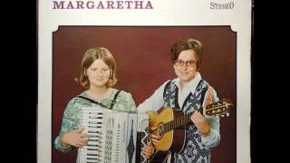 Video thumbnail of "Barbro och Margaretha - Jesus har frälst min själ"