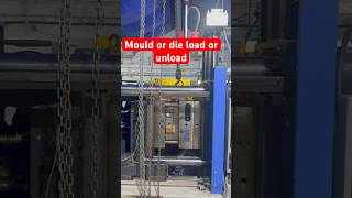 Mould load or unload krna sikhe #plasticmanufacturing #mouldmaker #maintenance #virelvideo #reels
