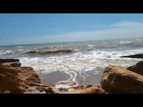 Волны Чёрного моря, Горы, что в небо летят. Вам о любви говорят! Waves of the Black Sea.