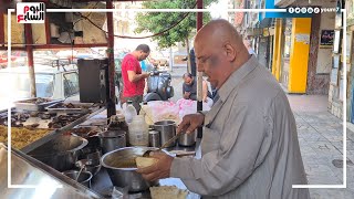 عم ماهر اقدم بتاع فول في شارع الجيش شغال بقاله ٥٠ سنه والساندوتش ب ٣ جنيه