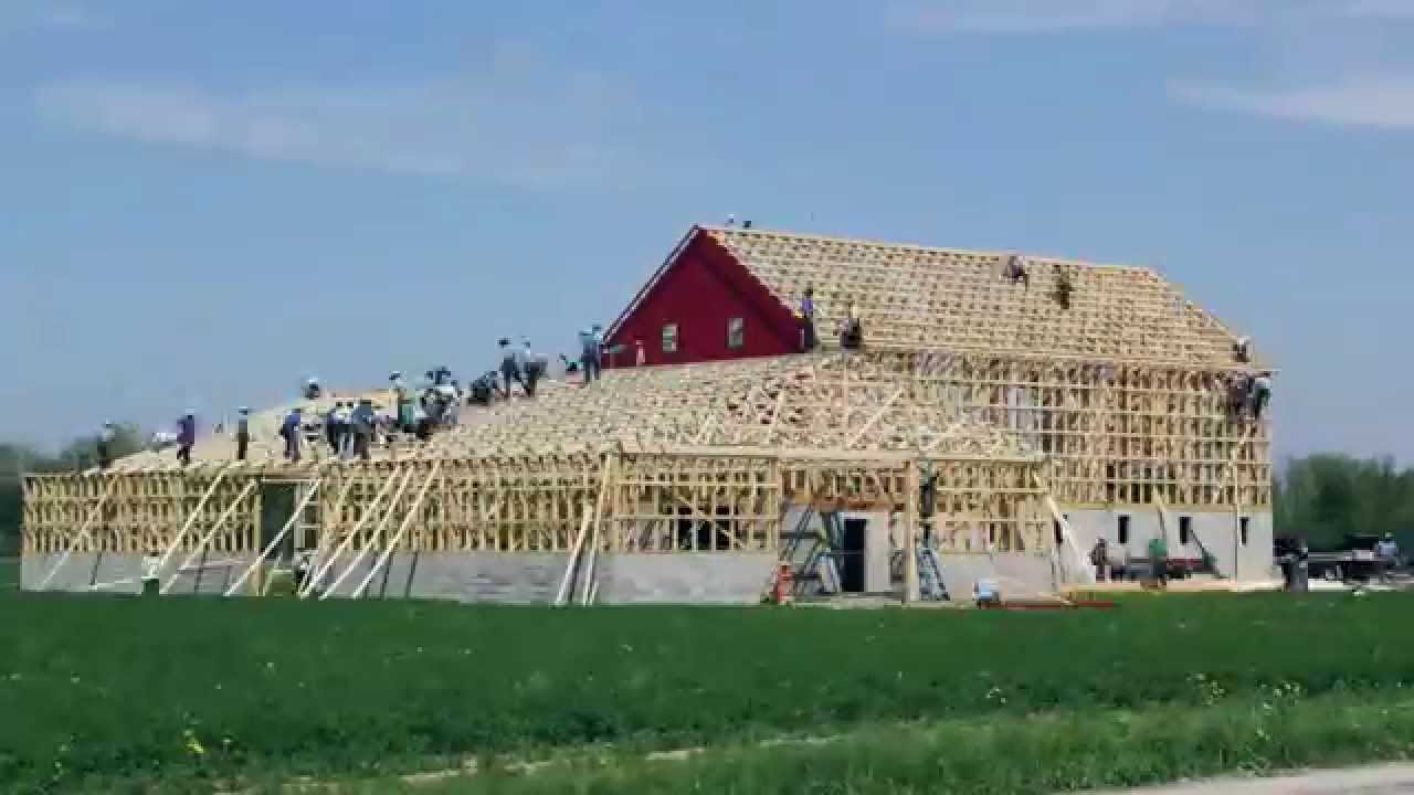 Ohio Amish Barn Raising May 13, 2014 IN REVERSE YouTube