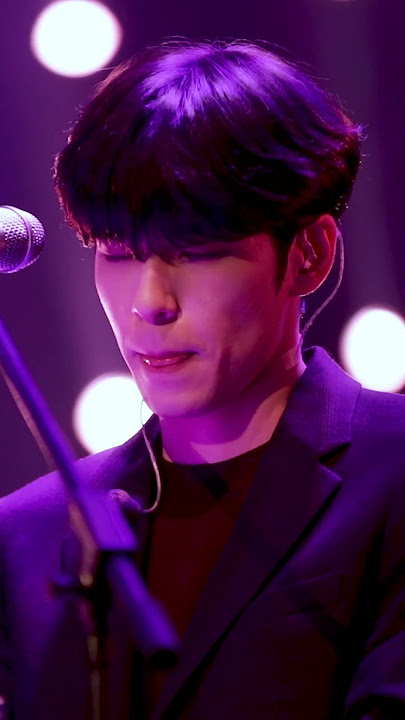 [LIVE CAM] 원필 - 그럴 텐데 @ 2019 Christmas Special Concert 'The Present'
