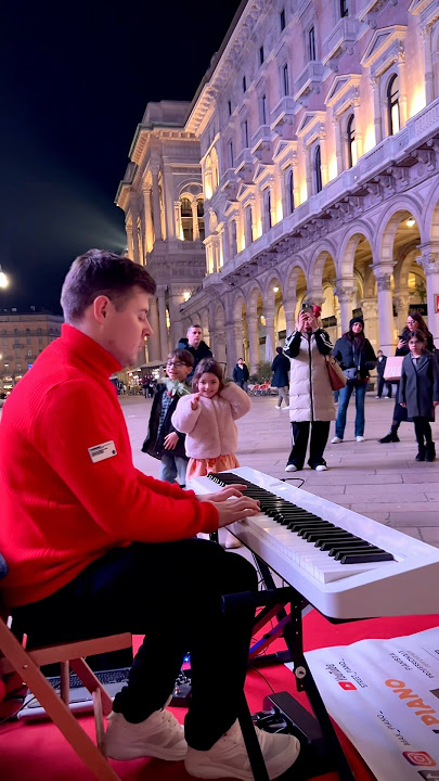 Yiruma - River Flows In You on piano