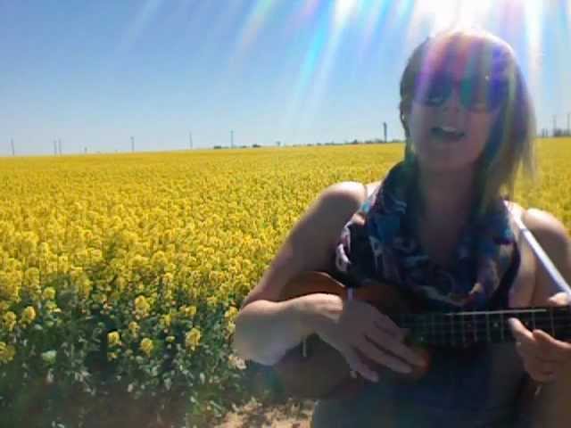 Watch Anna Vogelzang - Amarillo on YouTube Watch Anna Vogelzang - Amarillo on YouTube