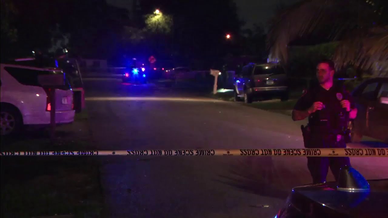 Man dies during shooting in Lauderhill - YouTube