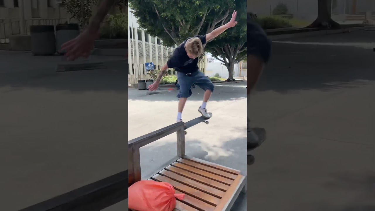 Kickflip front board 