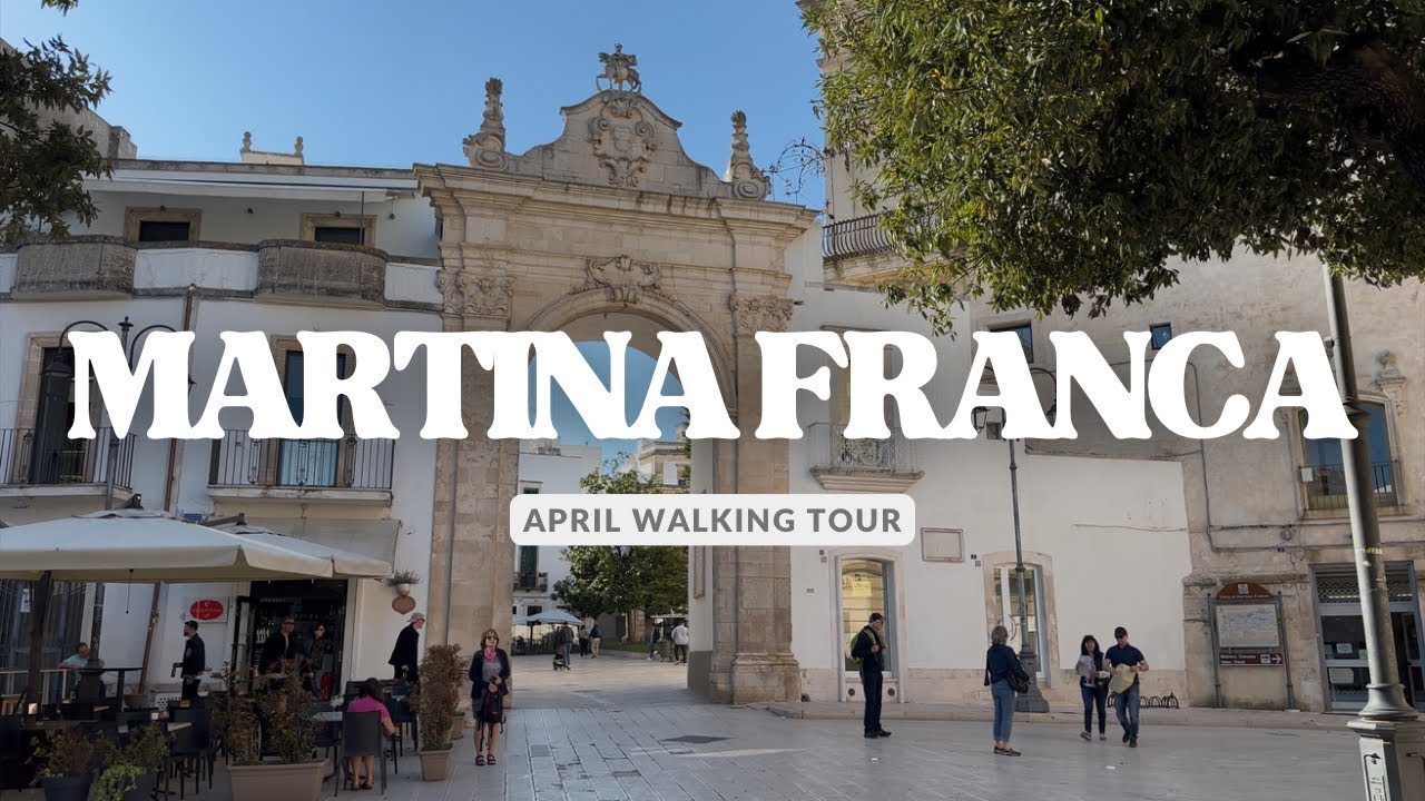 Fabulous Martina Franca. Spring walking tour