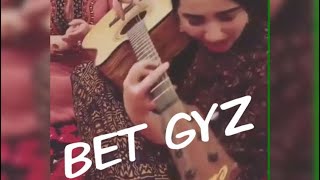 Turkmen Talant 2018 Gitarist Gyz Dinlan Lezzet Alyn Mahribanlar