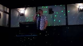 Vic Karaoke - Creedence Clearwater Revival - Have You Ever Seen The Rain