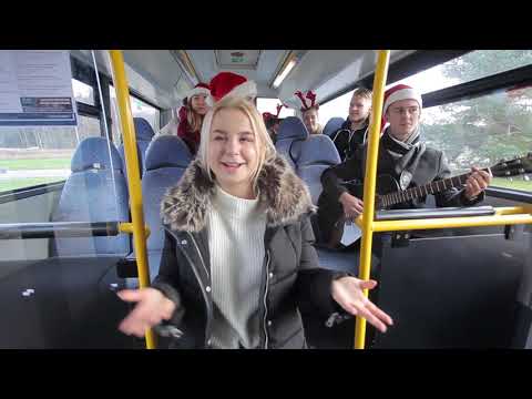 Video: Cik sēdvietu ir Bluebird skolas autobusā?