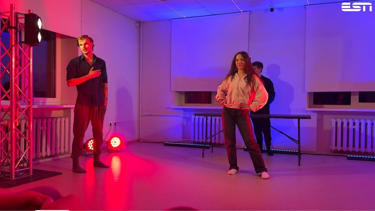 Силламяэ: молодёжь учится говорить уверенно и работать в команде