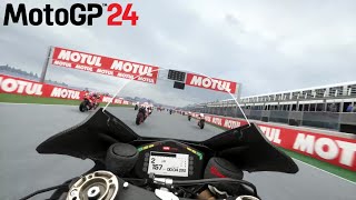 MotoGP 24 | Aprilia RS-GP24 - Precision Riding at Ricardo Tormo Circuit! 🇪🇸🏁 screenshot 5