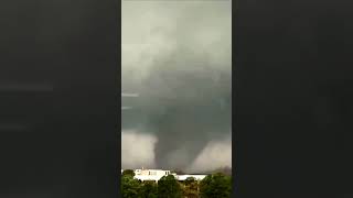 In the USA New Tornado Wave in Several States