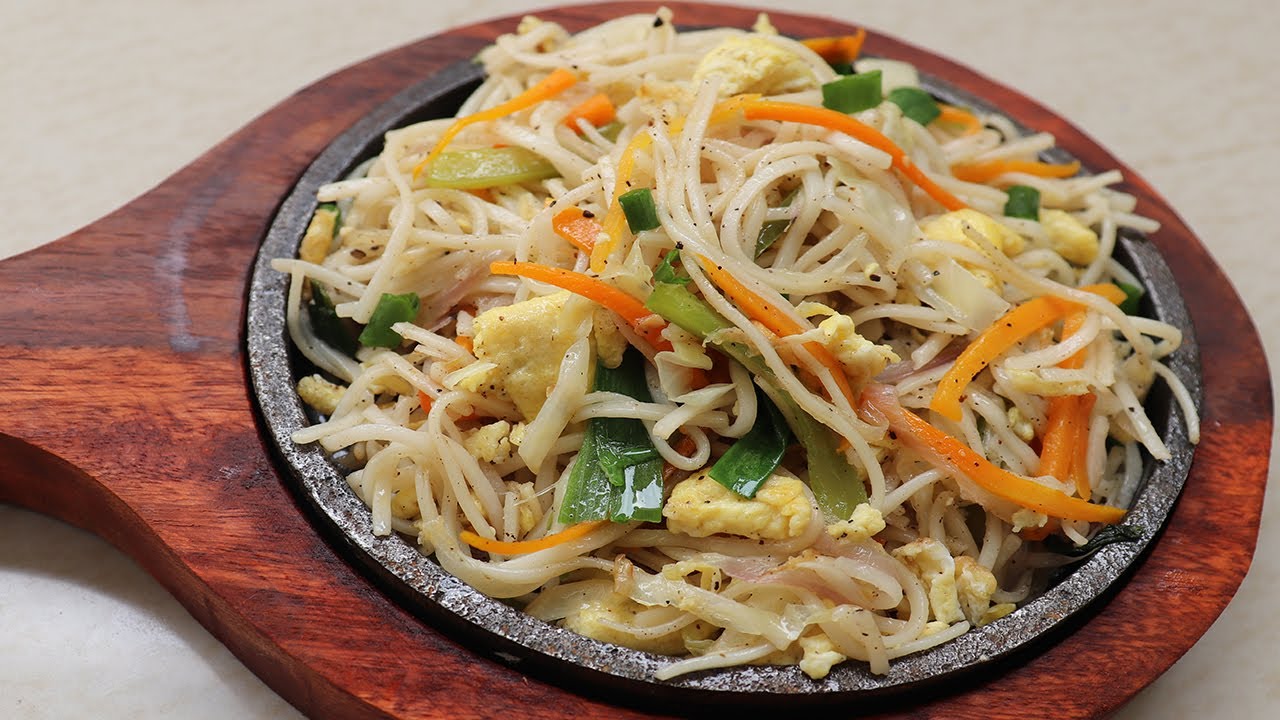 ആർക്കും ഈസിയായി ഉണ്ടാക്കാം/Egg Noodles Recipe Malayalam /Noodles Recipe