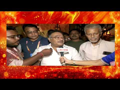 দমদম পার্ক তরুণ সঙ্ঘের পুজোর থিম ‘বানিয়া কথা’। পুজোয় উপস্থিত শমীক ভট্টাচার্য