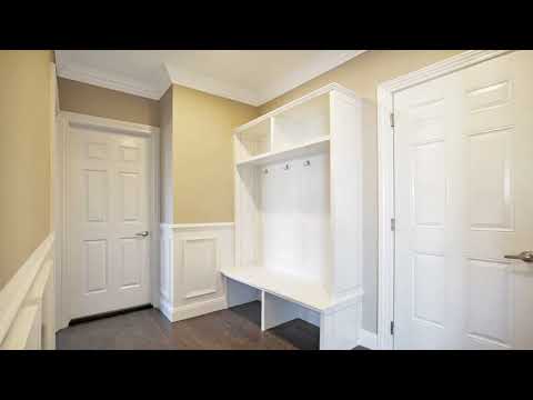 34 Evelyn Lane, Syosset, NY home video tour