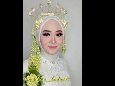  Pengantin  SOLO  PUTRI  hijab  modifikasi Maulina Budiarti 