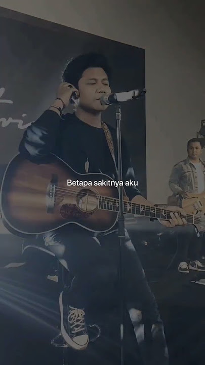 Pernah ga sih kalian ngerasa kepo aja gitu, mantan kita gimana sih kabarnya sekarang 🥲 #sad #galau
