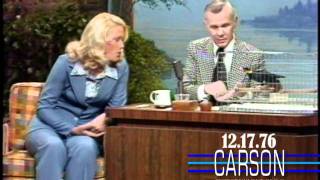 Passaro engracado que ri no Tonight Show de Johnny Carson 1976