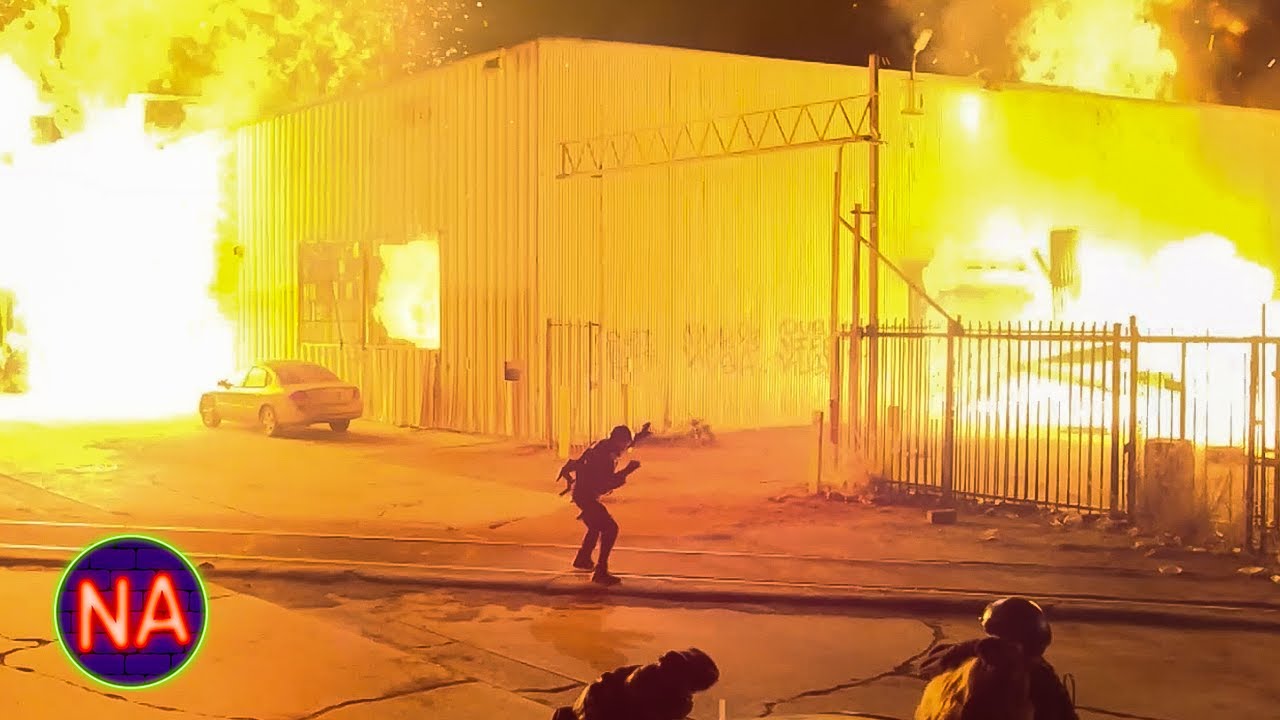 ⁣Warehouse EXPLOSION | S.W.A.T. Season 1 Episode 14 | Now Action
