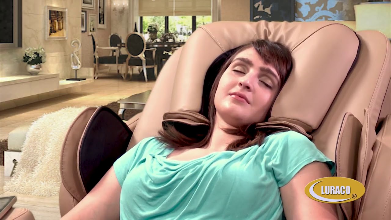 Luraco i7 PLUS Massage Chair Demonstration
