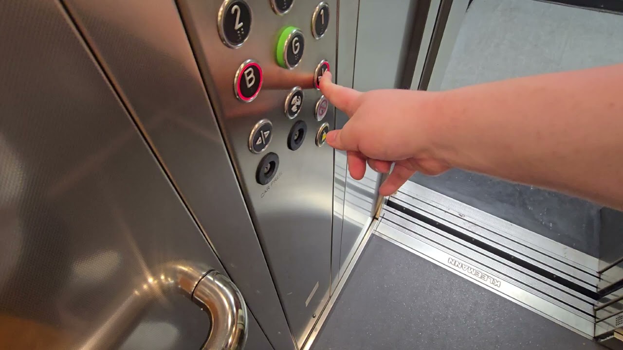 Kleemann lift @ Barts Hospital in London