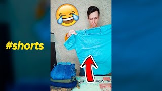 Как складывает одежду девушка и парень 😂 #shorts