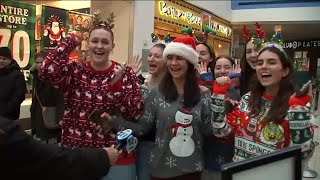 NJ malls experience holiday shopping rush ahead of Christmas