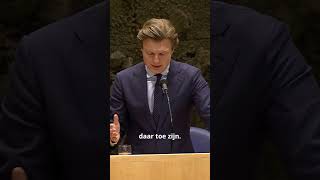 Download Lagu PIRI (GL/PvdA) neemt minister BREKELMANS onder vuur over GROENLAND #tweedekamer #vvd #groenland MP3