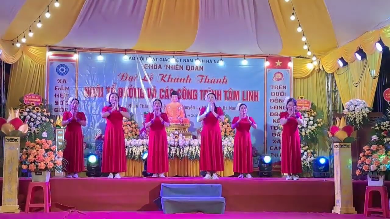 Tán thán cõi Phật A Di Đà đội dân vũ khiêu vũ thôn Phú cốc xã Nam lý tỉnh Ninh Bình
