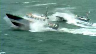PILOT BOATS "PATHFINDER" & "IZURDIA" in rough seas