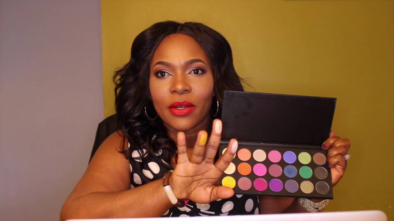 Karity Cosmetics Smokey/Matte Palette ,Brushes review|Affordable products