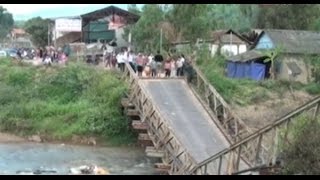 Xe quá tải làm sập cây cầu “huyết mạch” ở Sơn La