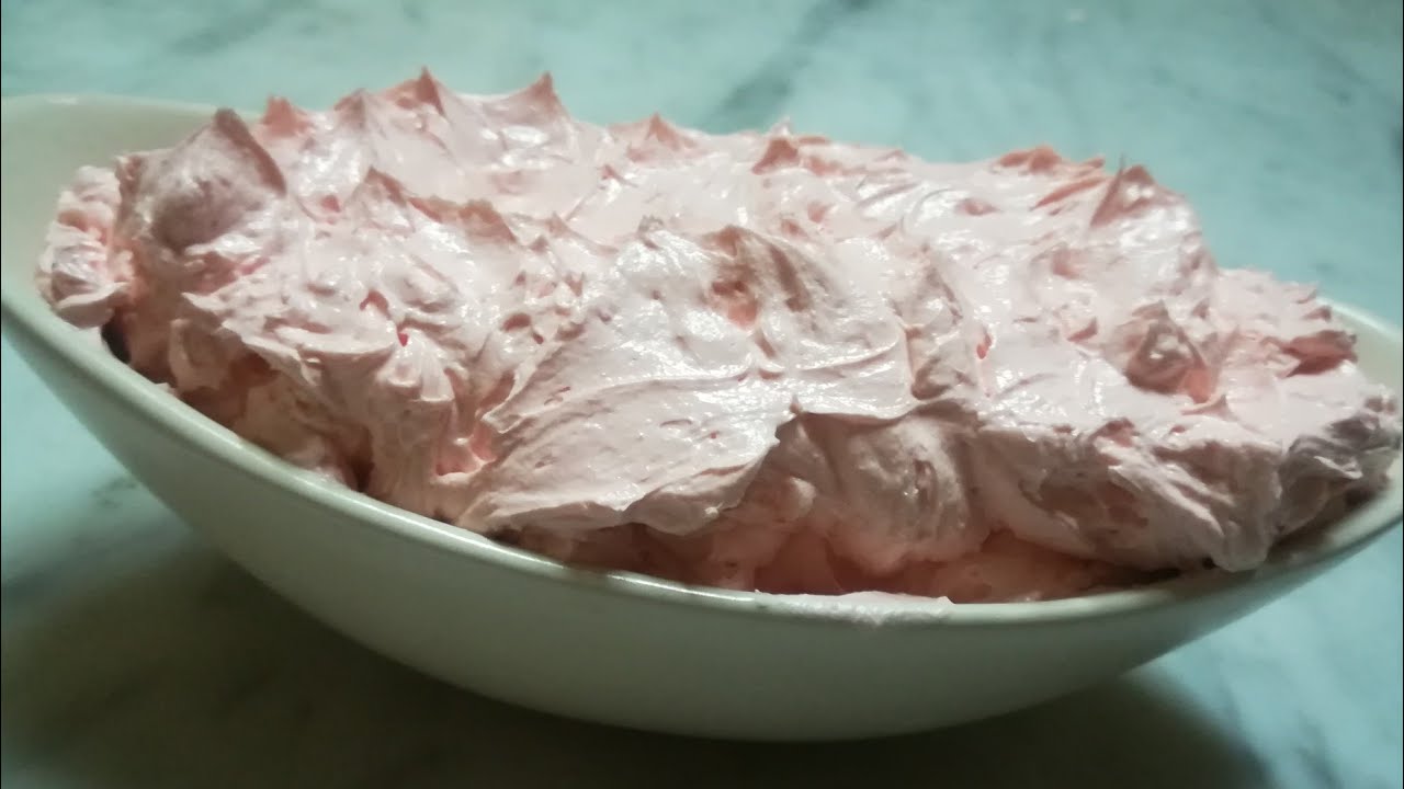 كريمة الزبدة بذوق الفرولة من مطبخ التوأم سهام و مريم باتنة