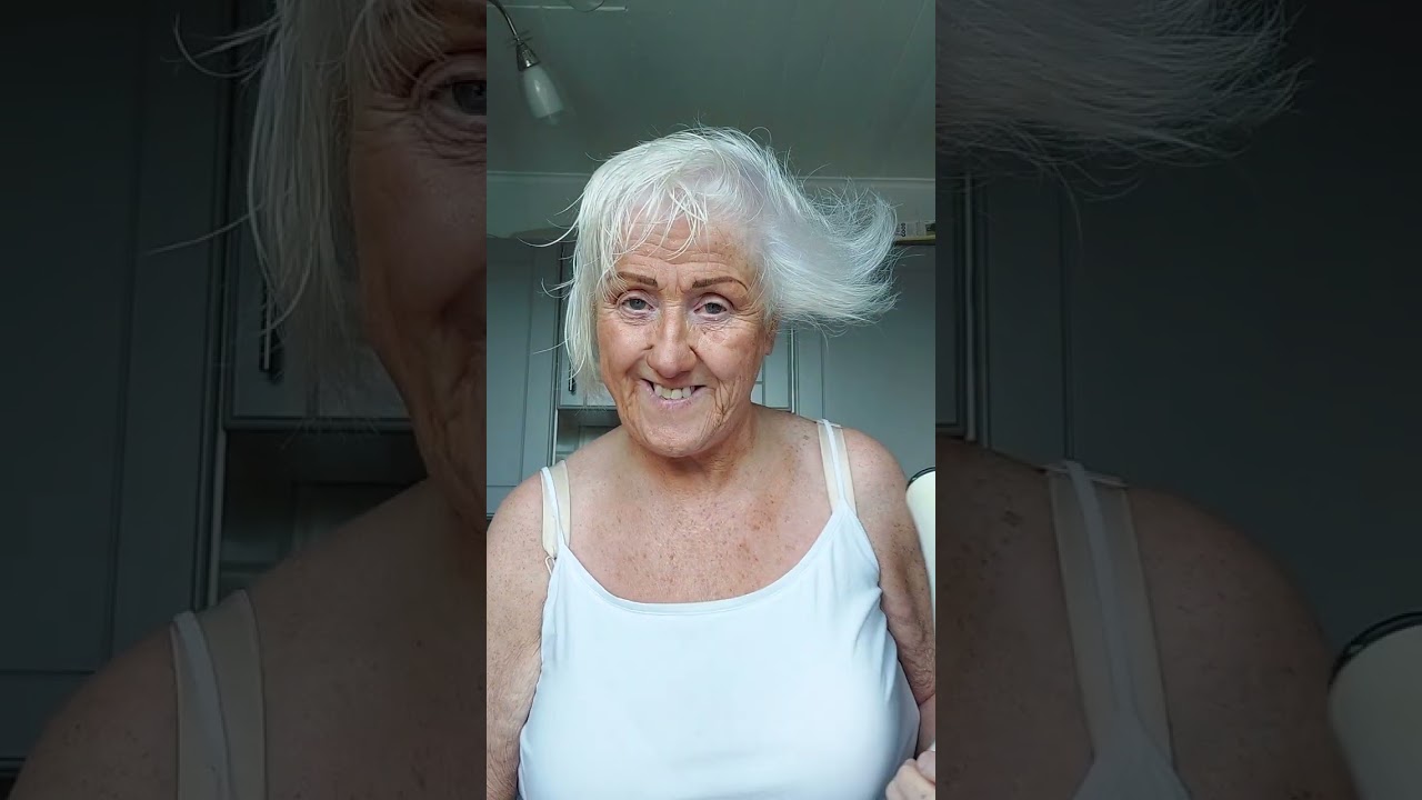 get ready with me for the concert in new Brighton the  stones V the beatles.