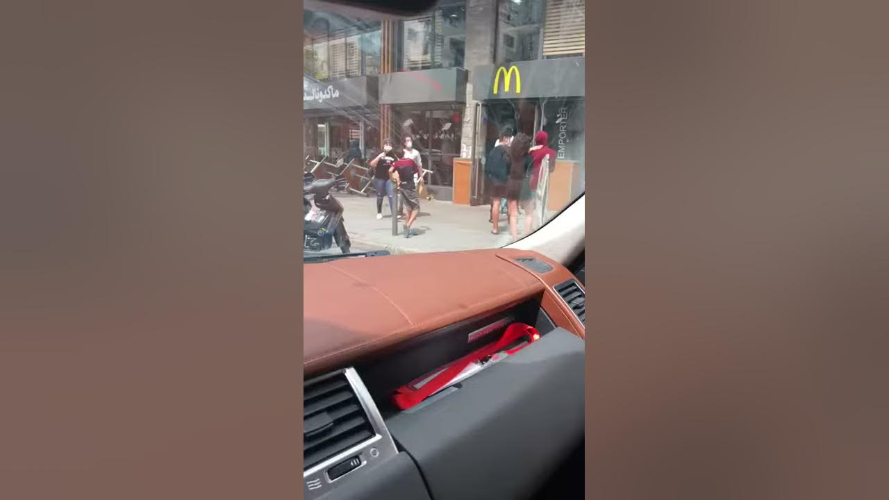 File d’attente McDonald’s !! YouTube