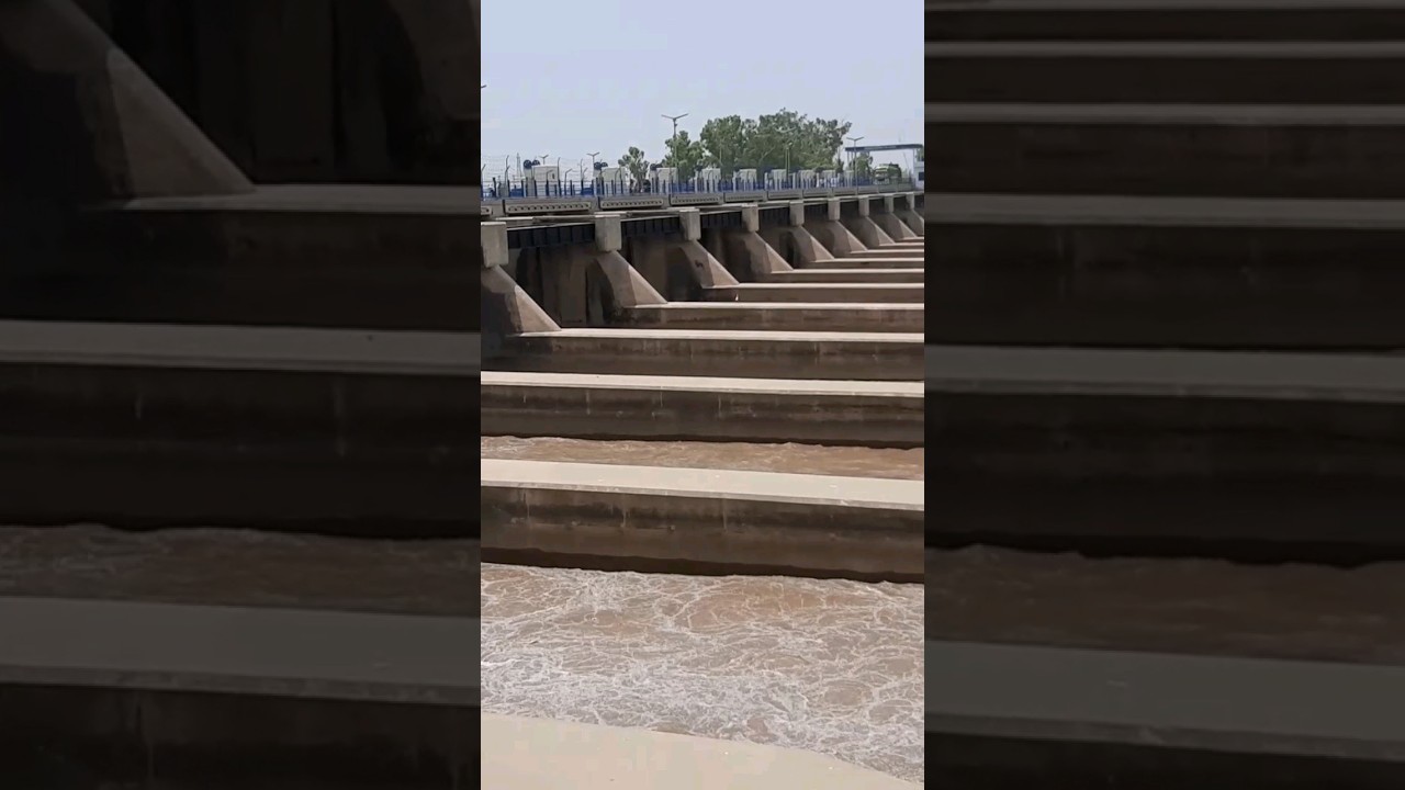 River Ravi Trimhu head water level