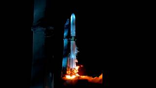 FIRE! Blue Origin New Glenn First Hot Fire