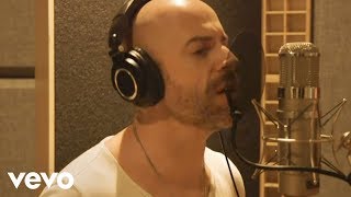 Watch Daughtry Backbone video